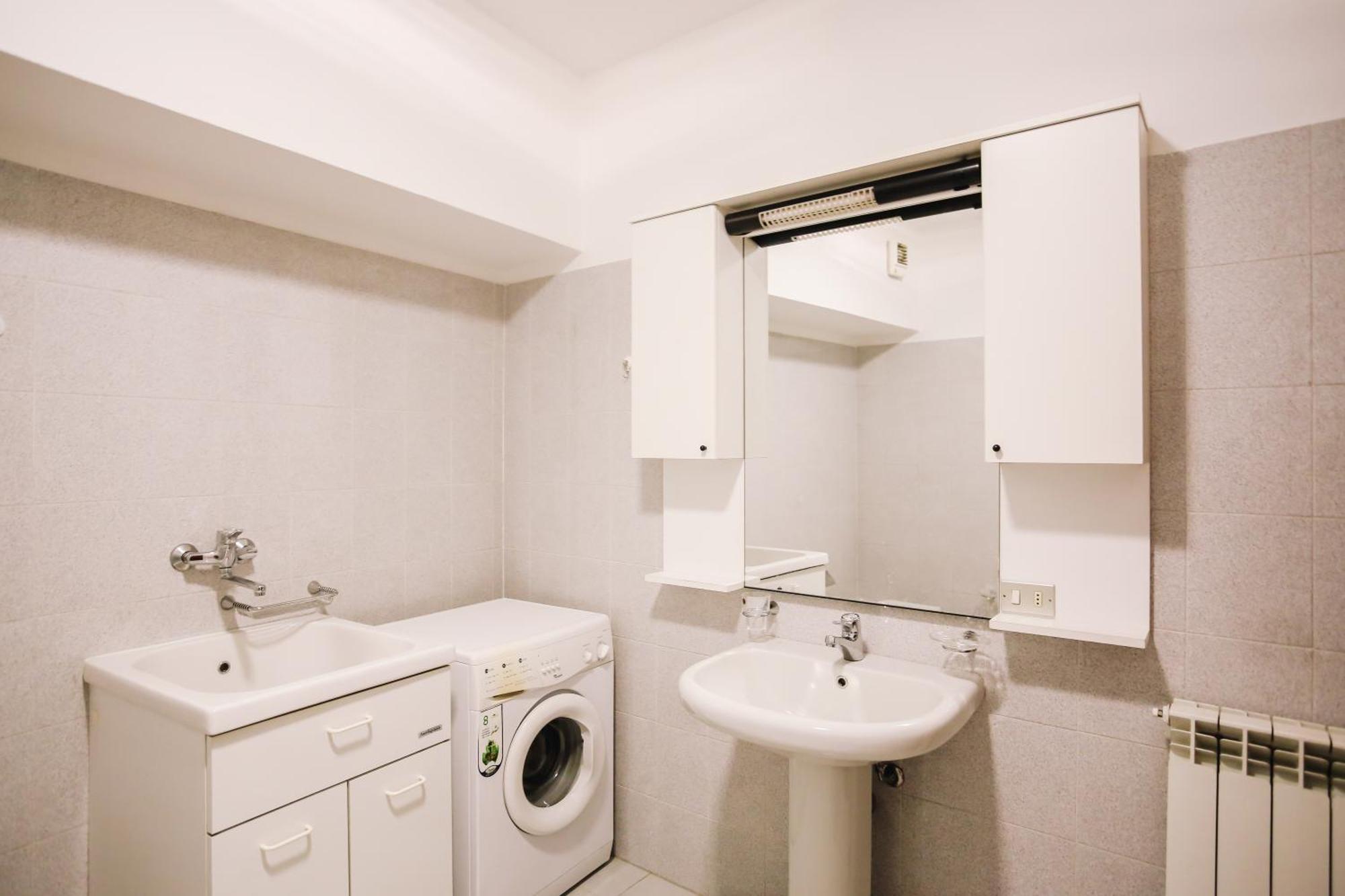 Flat Mazzini 6 Apartment Alzano Lombardo Ngoại thất bức ảnh