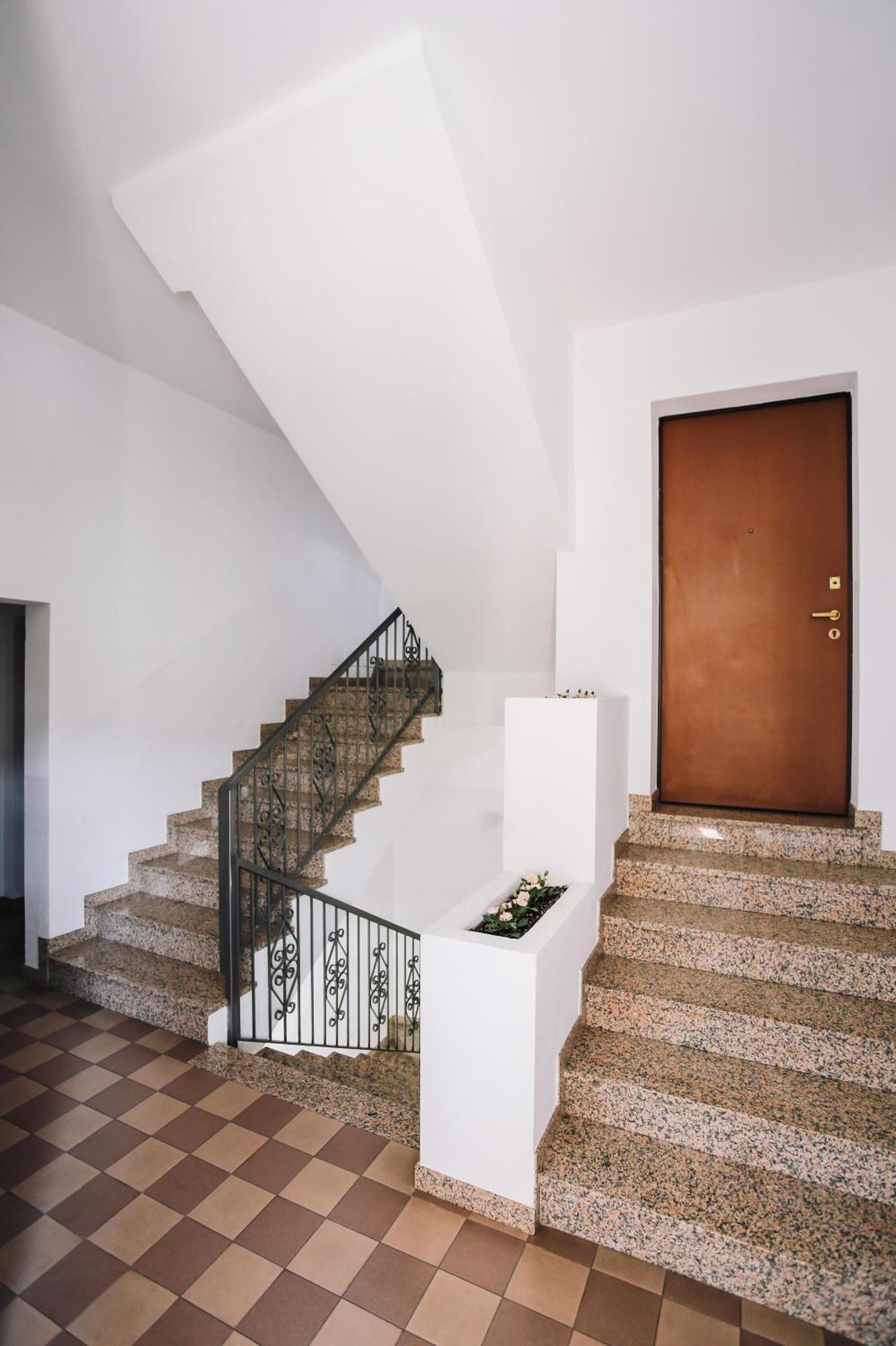 Flat Mazzini 6 Apartment Alzano Lombardo Ngoại thất bức ảnh